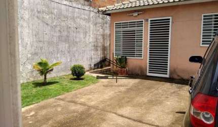 Casa com 2 dormitórios à venda, 56 m² por R$ 242.000,00 - Monte Hebron - Uberlândia/MG