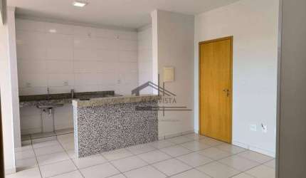 Apartamento com 2 dormitórios à venda, 55 m² por R$ 252.000,00 - Luizote de Freitas - Uberlândia/MG