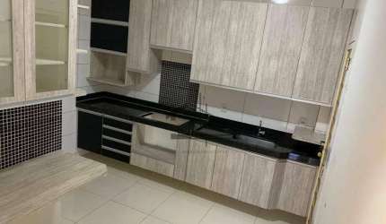 Apartamento com 2 dormitórios à venda, 67 m² por R$ 315.000,00 - Pampulha - Uberlândia/MG
