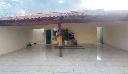 Casa com 3 dormitórios à venda, 299 m² por R$ 504.000,00 - Jardim Holanda - Uberlândia/MG