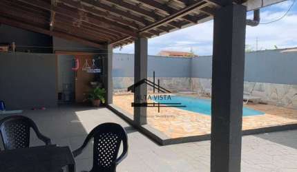 Casa com 3 dormitórios à venda, 183 m² por R$ 800.000 - Santa Mônica - Uberlândia/MG