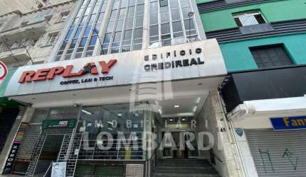 Cjto Comercial/Sala para alugar, 33.00 m2 por R$900.00  - Centro - Curitiba/PR