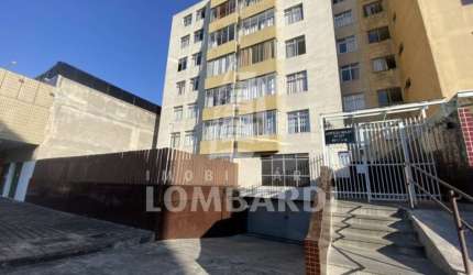 Apartamento com 2 quartos  para alugar, 83.00 m2 por R$1700.00  - Pinheirinho - Curitiba/PR