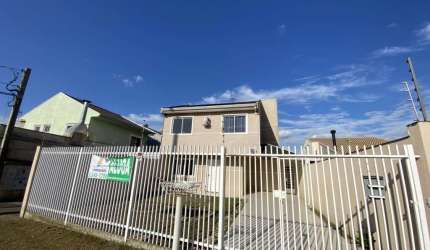 Sobrado com 3 quartos  para alugar, 115.00 m2 por R$2900.00  - Pinheirinho - Curitiba/PR