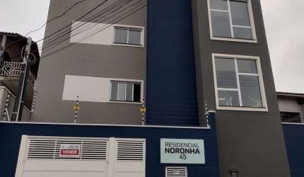 ÓTIMA OPORTUNIDADE , 2 DORM COM VAGA COBERTA