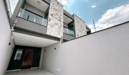 LINDO SOBRADO, 3 DORM COM SUITE