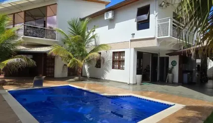 Casa no melhor condomínio de São Paulo - Alphaville 1