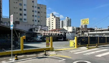 Terreno à venda, 600m², Centro, Itajaí-SC