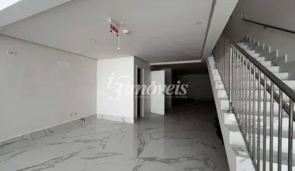 Sala / Loja, para locação anual, 223m², Itapema-SC, com grande visibilidade de quem passa.