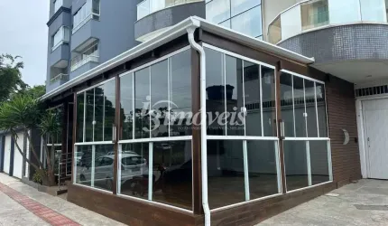Sala / Loja, para locação anual, 164m² , Bairro Praia Brava, Itajaí-SC, com grande visibilidade de quem passa.