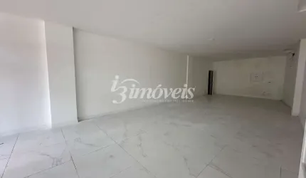 Sala / Loja, para locação anual, 89,53m² , Bairro Praia Brava, Itajaí-SC, com grande visibilidade de quem passa.