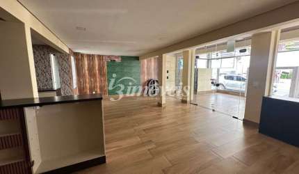 Sala para locação anual no Centro de Itajaí-SC com 280m².