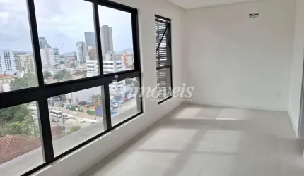 Apartamento Loft para locação anual, semimobiliado, decorado e equipado, 1 vaga de garagem, Edifício 4Sete, no bairro Centro, Itajaí-SC