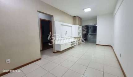 Apartamento para locação anual, semimobiliado, com 3 quartos (sendo uma suíte), 2 vagas de garagem, Villa Serena, no bairro Vila Operária, Itajaí-SC