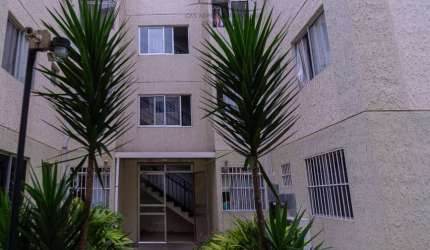Apartamento com 2 dormitorios em Itaquera, 40mts com 1 vaga de garagem
