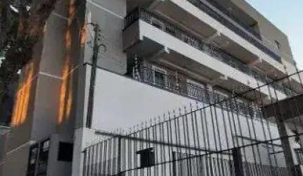 Apartamento com Sacada e 2 Quartos com 44mts, 1 banheiro a Venda, 44 m2