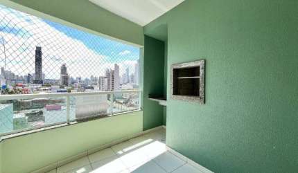 Apartamento com 3 quartos para alugar na Avenida Fernando Machado - D, 685, Centro, Chapecó por R$ 3.000