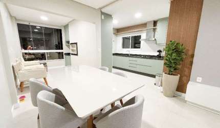 Apartamento com 3 quartos à venda na Rua Marechal José B. Bormann - D, 495, Centro, Chapecó por R$ 1.170.000