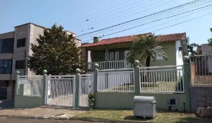 Casa com 3 quartos à venda na Thomaz Zidko, 55, Jardim América, Chapecó por R$ 1.450.000
