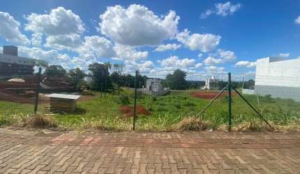 Terreno à venda na Avenida São Pedro - D, 01, Jardins, Chapecó por R$ 2.666.000