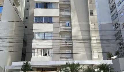 Apartamento com 3 quartos para alugar na Rua Barão do Rio Branco - D, 523, Centro, Chapecó por R$ 4.545