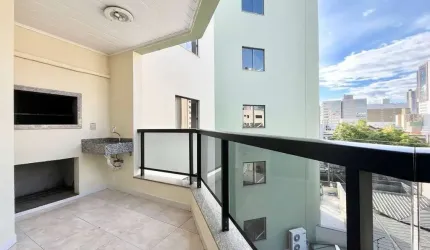 Apartamento com 3 quartos para alugar na Rua Barão do Rio Branco - D, 438, Centro, Chapecó por R$ 3.410