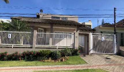 Casa com 3 quartos à venda na das Acácias, 264, Centro, Chapecó por R$ 2.000.000