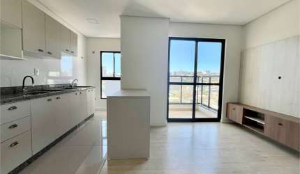 Apartamento com 2 quartos para alugar na Rua Lauro Muller - D, 700, Santa Maria, Chapecó por R$ 2.730