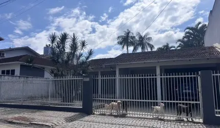 VENDO CASA NO COSTA E SILVA OTIMA LOCALIZAÇÃO E BOM PREÇO 