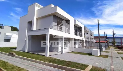SOBRADO À VENDA LOCALIZADO NO BAIRRO LA SALLE