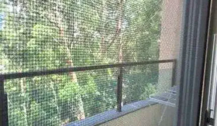 Imóvel para venda , com sacada no quarto e na sala e uma vaga de garagem