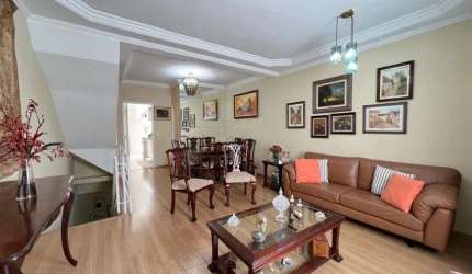 Monte Kemel : Sobrado em condomínio com 157 m² com 3 dormitórios, sendo 1 suíte, 2 vagas.