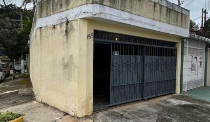 Imóvel para aluguel e venda tem 213 metros quadrados com 3 quartos