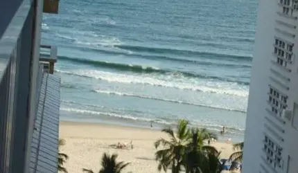 Apto à venda Praia Pitangueiras - Guarujá