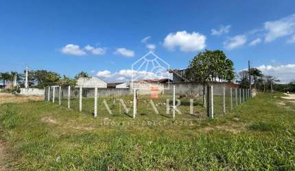 Terreno à venda na Praia do Ervino, São Francisco do Sul  por R$ 130.000