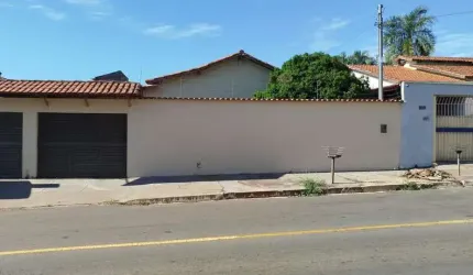 Casa para Venda em Aparecida de Goiânia, Residencial Village Garavelo, 4 dormitórios, 1 suíte, 3 banheiros, 4 vagas