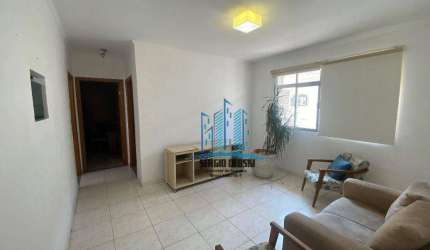 Vende-se apartamento no Gonzaga, Santos, com boa localização