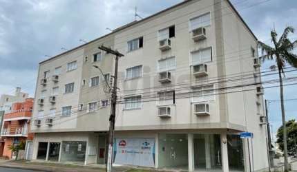 Apartamento Semi Novo, 2 Dormitórios 1 Suíte e 2 Garagens - Bairro Michel
