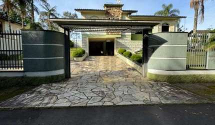 Casa 3 dormitórios 1 suíte com Amplo terreno
