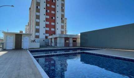 Apartamento de 01 quarto mobiliado, garagem e piscina