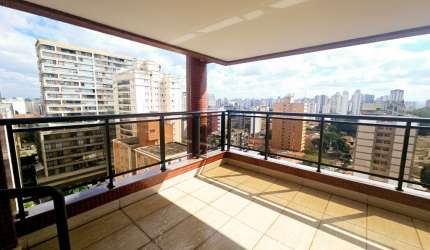 Belo apartamento de 208 m2, ao lado do metro Santa Cruz