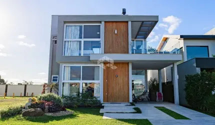 Casa com 4 dormitórios no condomínio península ponta da figueira