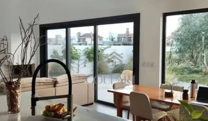 Casa em condomínio fechado com 2 quartos à venda na Avenida Adolfo Fetter, Laranjal, Pelotas, 194 m2 por R$ 1.450.000