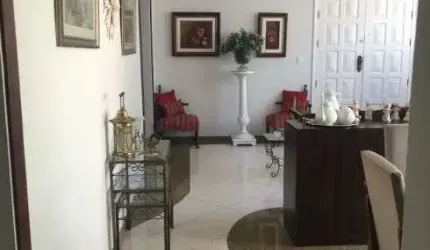 Vendo apartamento 3/4 , sendo 1 suíte na Graça , 178 m²,Valor R$ 550.000,00