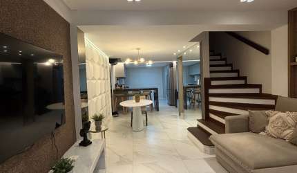 Triplex pé na areia para venda em Stella Maris