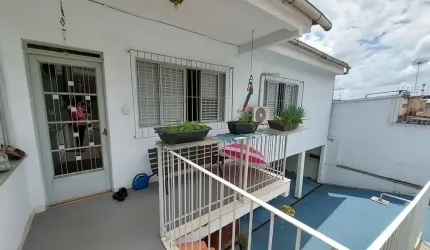 Casa para venda possui 355 metros quadrados com 4 quartos ( 1 suite ) em Jardim Europa - Volta Redonda – RJ