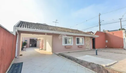 Casa com 3 quartos à venda na Rua Cabo Frio, 16, Campo Comprido, Curitiba, 220 m2 por R$ 750.000