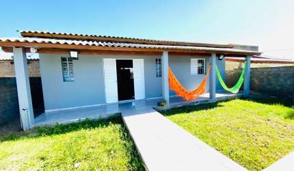 DESCUBRA SEU NOVO LAR: CASA ENCANTADORA À VENDA