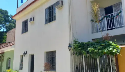 Casa com 4 quartos no Fonseca Niterói