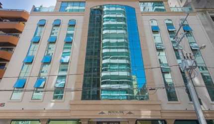 Apartamento belíssimo á 130 metros do mar